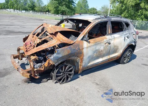 2017 Hyundai Tucson Se из США, поврежденный, VIN KM8J3CA42HU398357